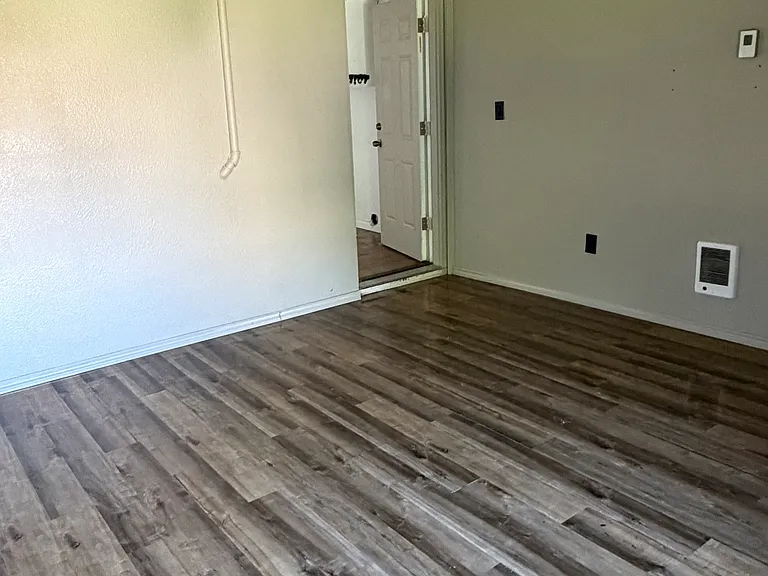 801 S 10th Ave — Photo 16