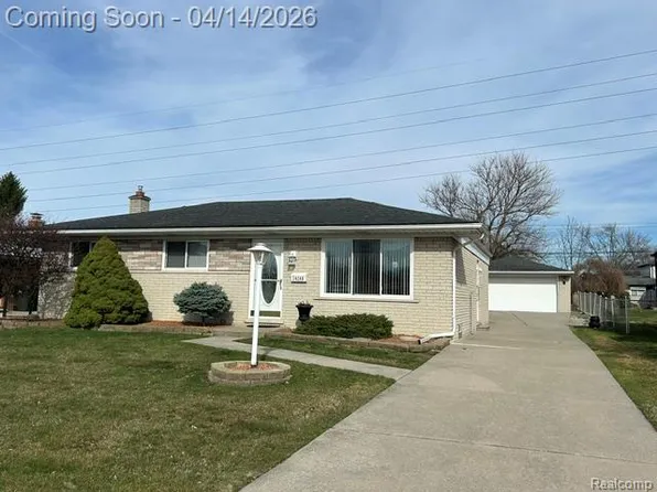 34246 Preston Dr, Sterling Heights, MI 48312
