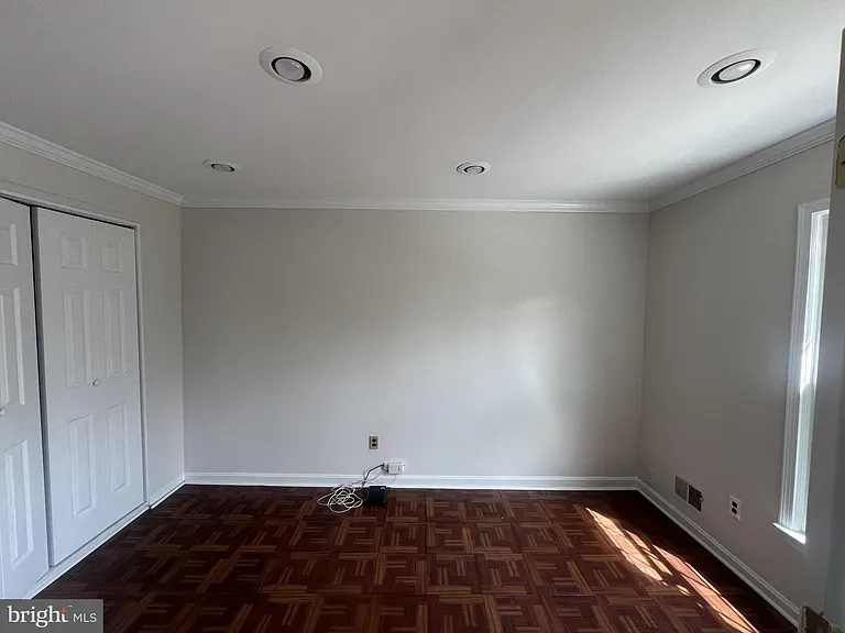 516 Meadow Hall Dr #D516 — Photo 9