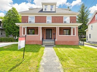 6058 Culp St, Niagara Falls, ON L2G 2B7