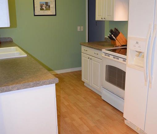 5th image of 1464 Katrina Dr SE