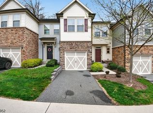 104 Albert Ct, Randolph Twp., NJ 07869