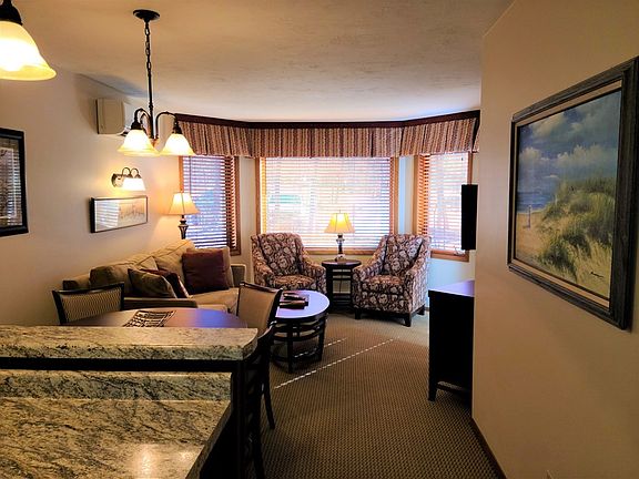 2nd image of 4920 N Landmark Cir #2208