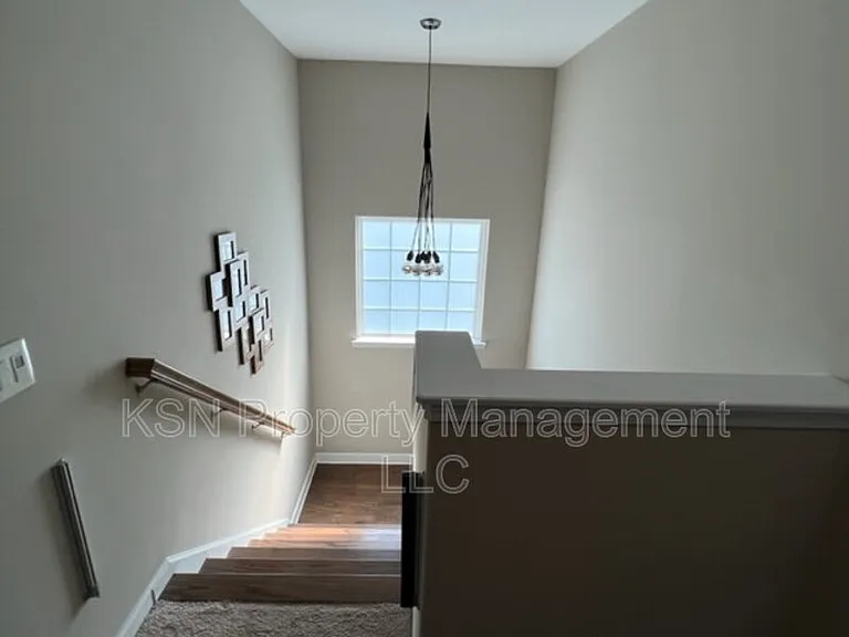 148 Tahoe Dr — Photo 17