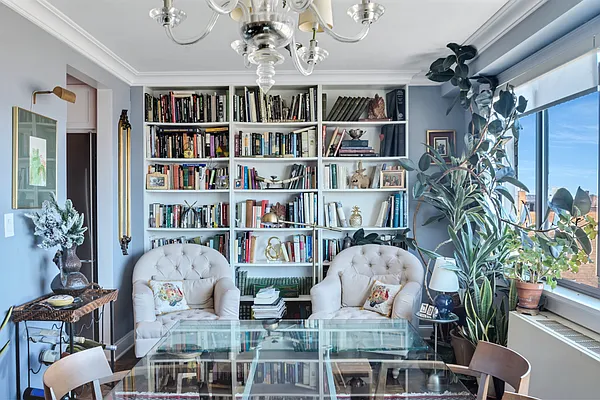 Sold by Compass | media 13