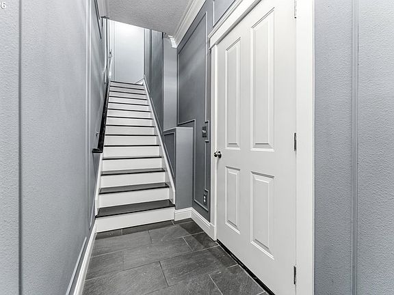 5th image of 876 NW Council Dr