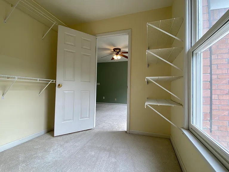 1188 Westchester Dr — Photo 29