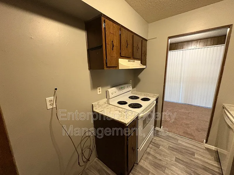 2 bed, 2.0 bath, 960 sqft, $950 — Photo 3