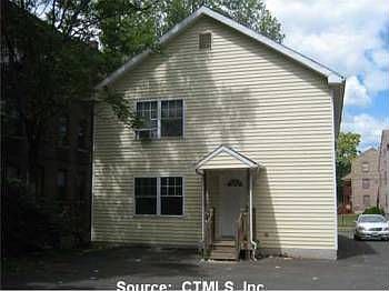 2nd image of 136 Clark St