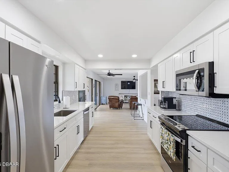 10 Flametree Ct — Photo 19