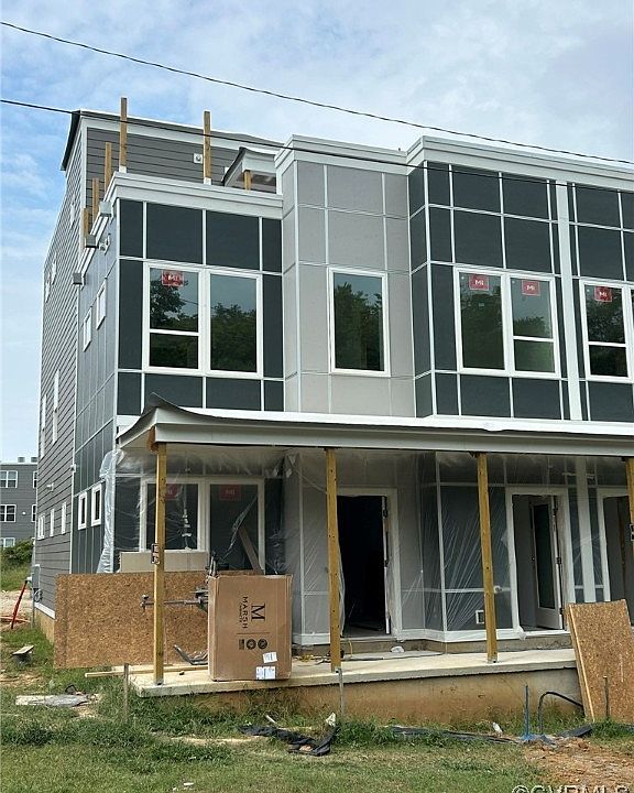 1st image of 919 Bainbridge St