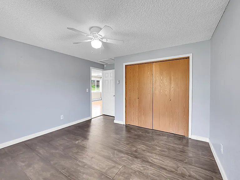 26147 S End Rd — Photo 15