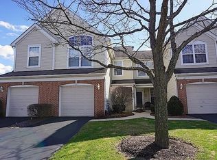 2964 Waters Edge Cir, Aurora, IL 60504