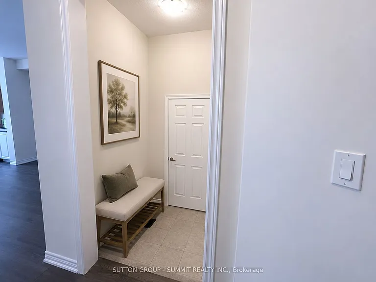 109 Benadir Ave — Photo 8
