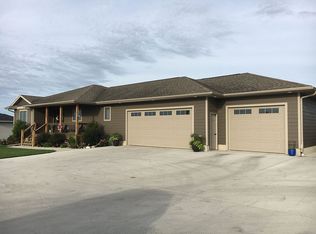 2803 W City Limits Rd, Yankton, SD 57078