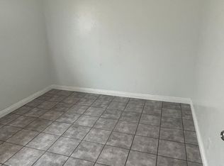 2200 Myrtle Ave, Long Beach, CA 90806