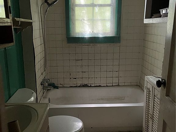 4th image of 421 Osteen Rd