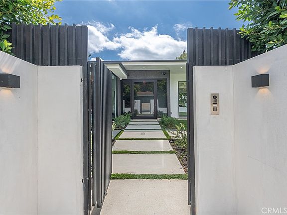 5th image of 17977 Medley Dr