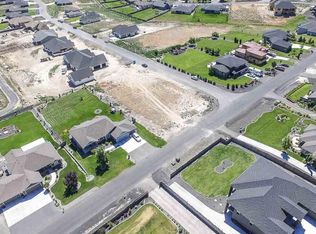 13201 Grandview Ln, Kennewick, WA 99338