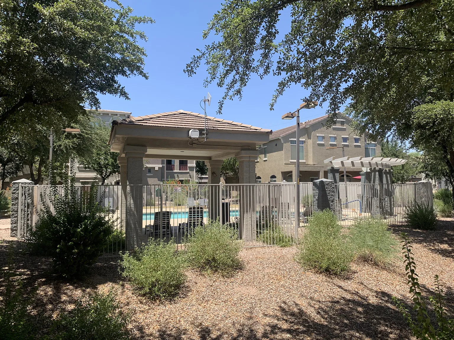 4 bed, 1675 sqft, $2,700 — Photo 3