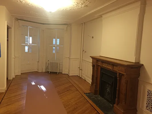 Rented by RES New York | media 16