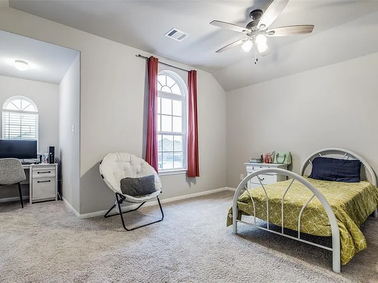 4258 McGregor Bluff Ln — Photo 15