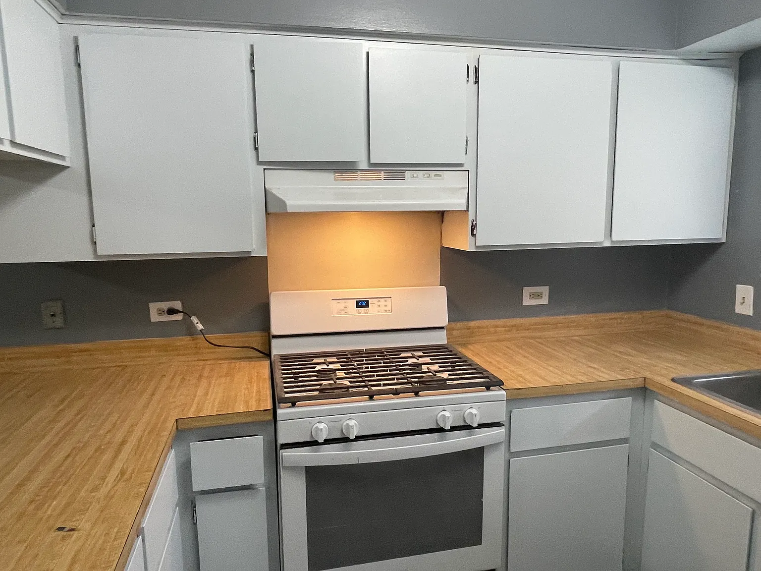 2 bed, 900 sqft, $1,650 — Photo 3