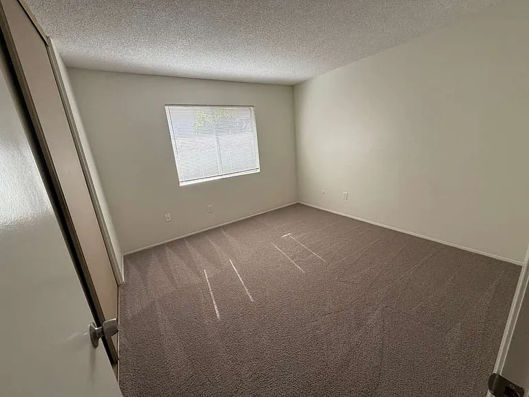 6554 Bell Bluff Ave — Photo 8
