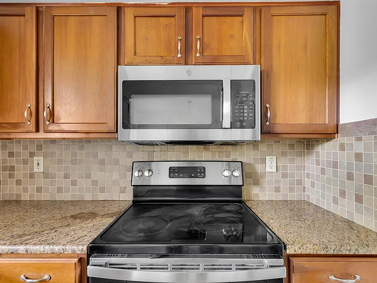 62 Teak Loop — Photo 8