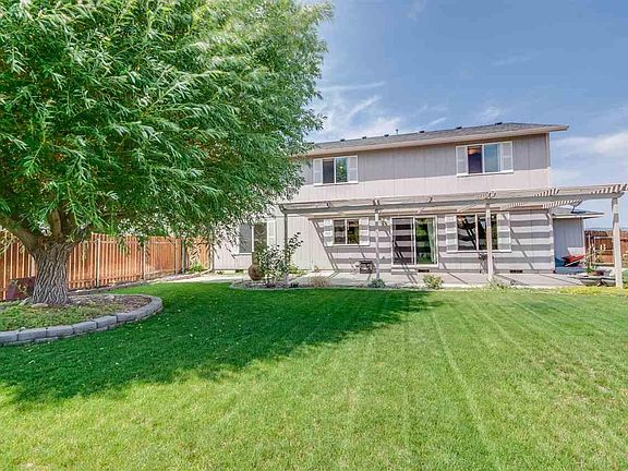 3rd image of 8412 Desoto Dr