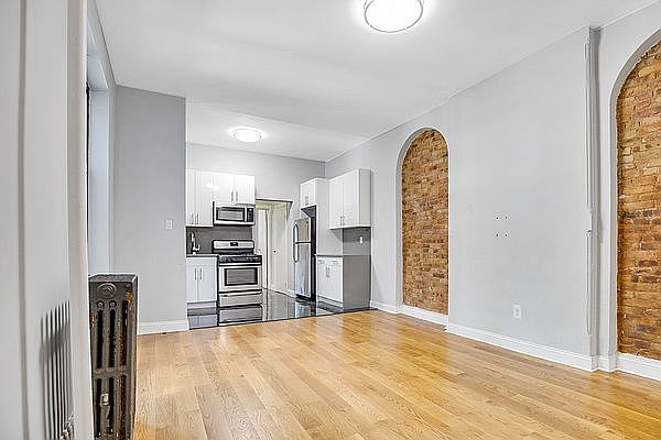 1st image of 69 W 131st St #3C