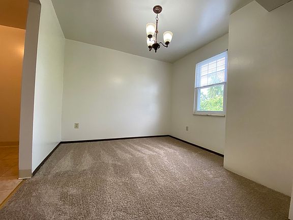 3rd image of 101 Bellwood Dr #0