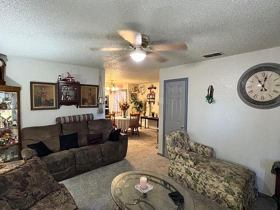 2nd image of 315 Hickory Dr