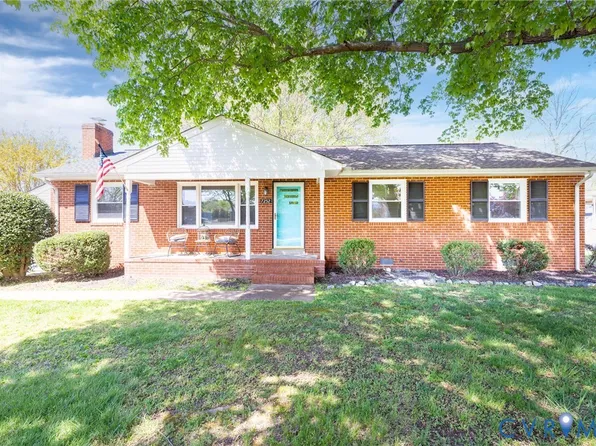 7252 Fairview Dr, Mechanicsville, VA 23111