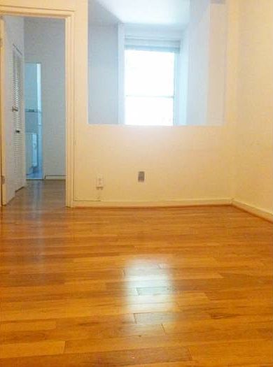 1st image of 307 E 85th St Frnt 1