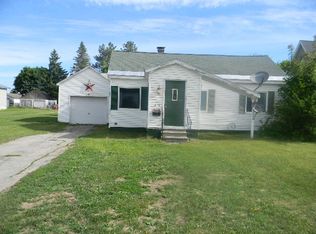 415 E Truman St, Newberry, MI 49868