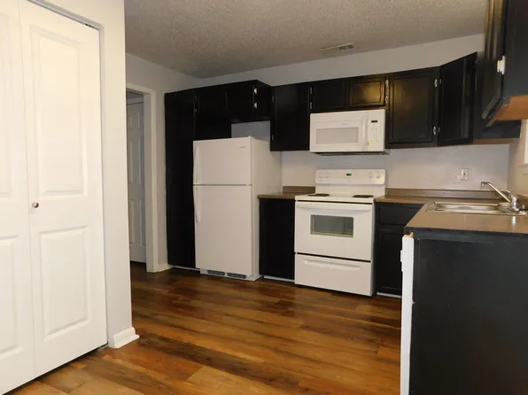 1805 Mayo St #6, Commerce, TX 75428