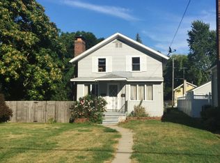 505 Wayne St, Saint Joseph, MI 49085