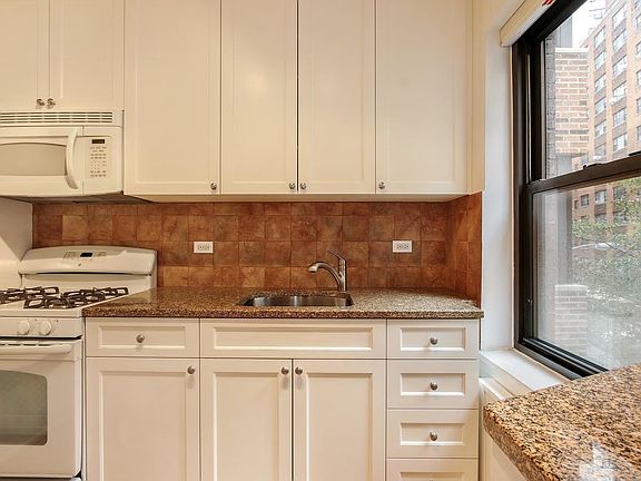 2nd image of 430 E 56th St APT 4D