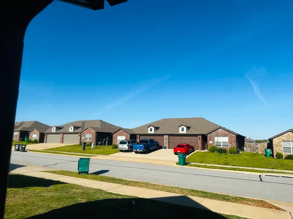 (undisclosed Address), Centerton, AR 72719