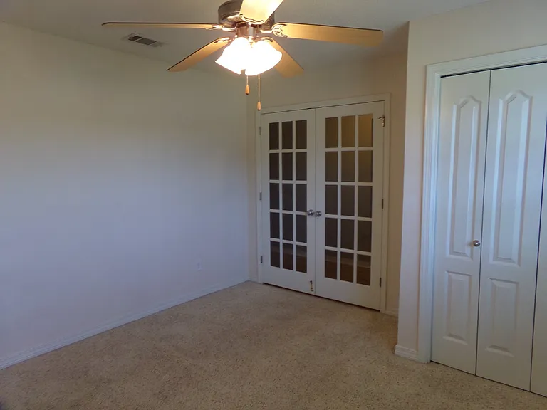 8454 Ferlon Ave — Photo 16