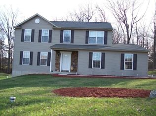 346 Archery Club Rd, New Ringgold, PA 17960