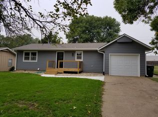 204 Hilltop Dr, Abilene, KS 67410
