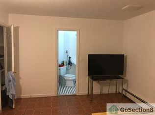 40 Taylor Ave APT 1, Norwalk, CT 06854