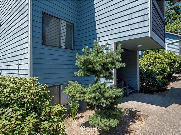 2nd image of 2604 S 226th St APT A101