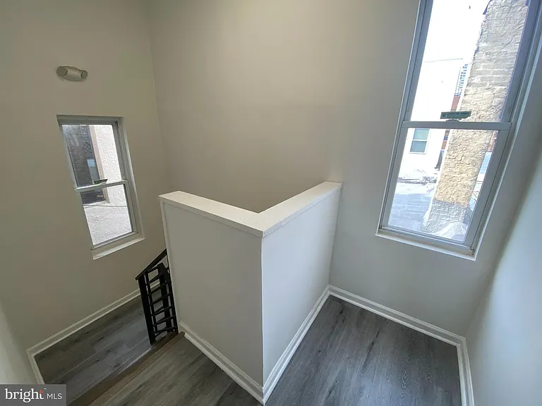 1725 Bainbridge St #3F — Photo 17