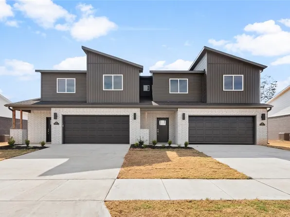 727 Sun Meadows Loop, Centerton, AR 72719