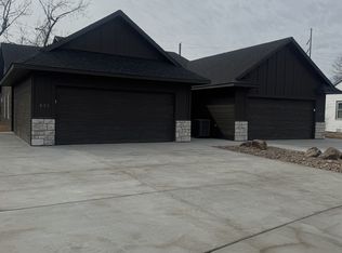 435 W 3rd St #1, Valley Center, KS 67147