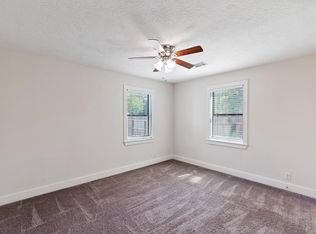 1305 Idylwild St, Houston, TX 77009
