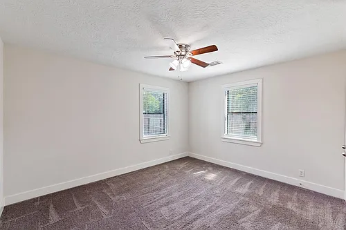 1305 Idylwild St Photo 1